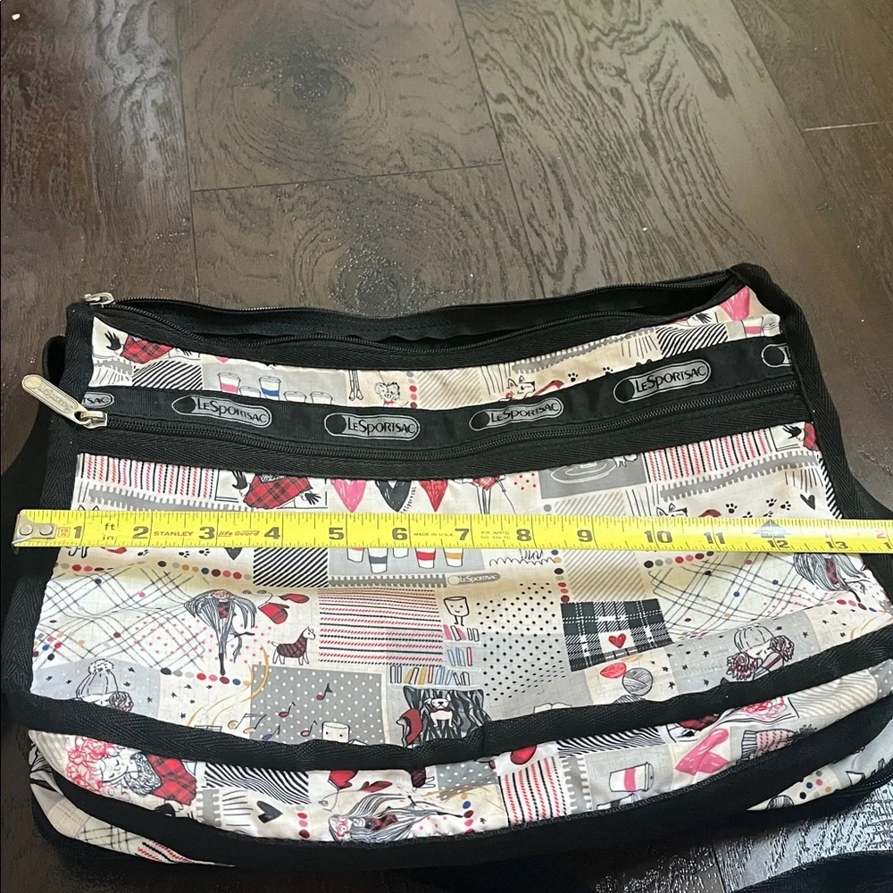 LeSportsac Deluxe Everyday Expandable Bag “Warm Wishes” - Picture 10 of 14